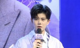 任嘉伦直播爆料小号视频,小号视频背后的故事大公开